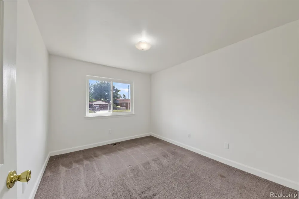 34624 Michelle Drive Romulus City, MI 48174