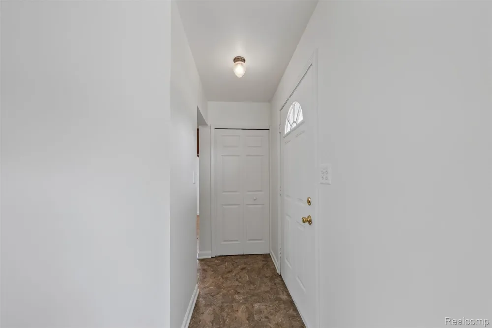 34624 Michelle Drive Romulus City, MI 48174