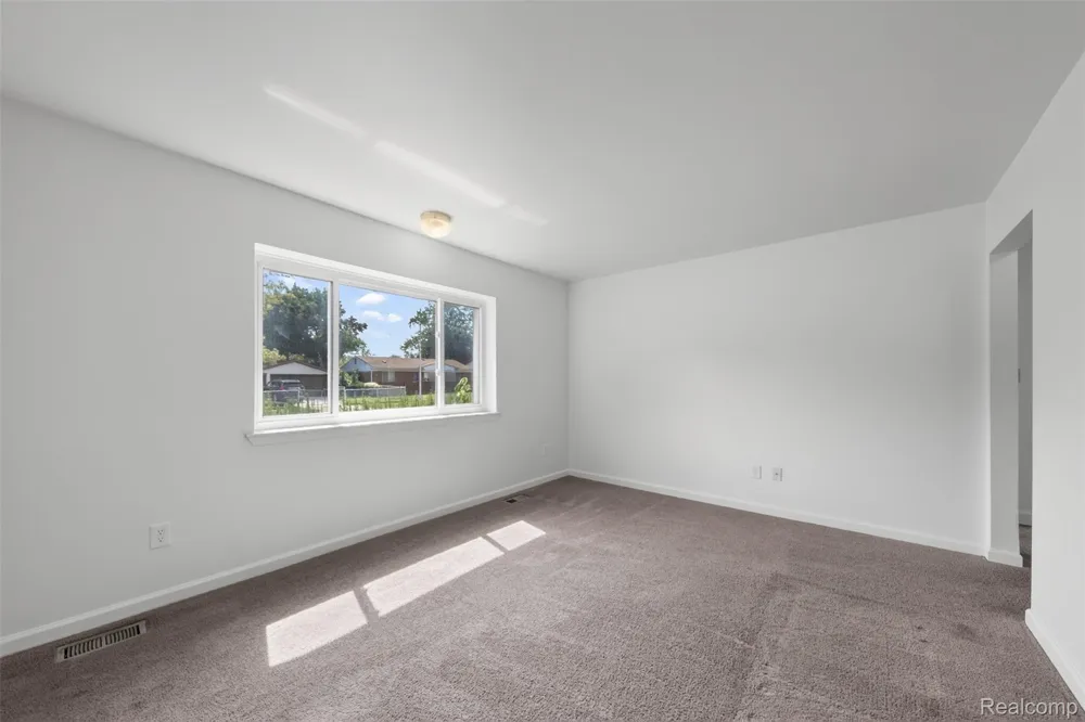 34624 Michelle Drive Romulus City, MI 48174