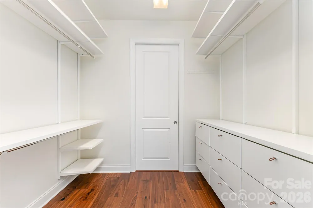 230 S Tryon Street #511 Charlotte, NC 28202