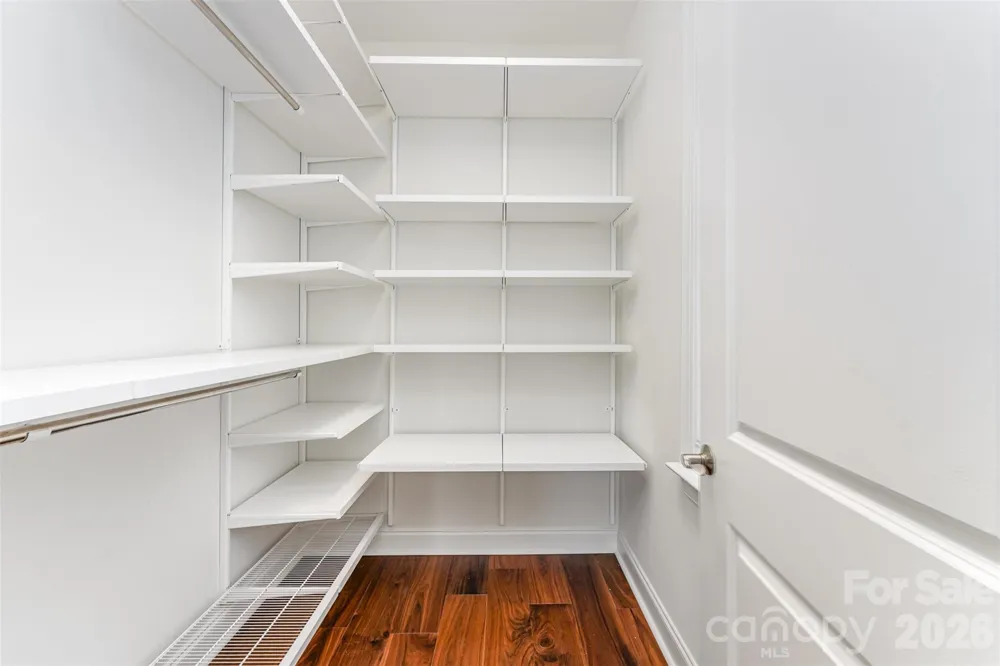 230 S Tryon Street #511 Charlotte, NC 28202