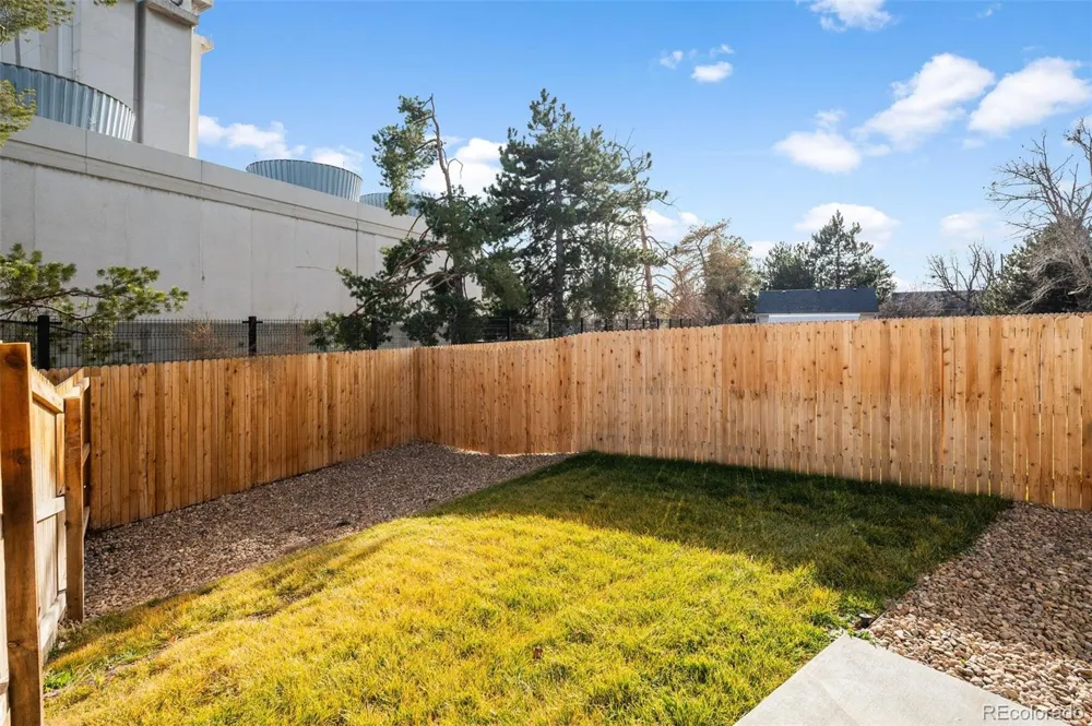 5282 Columbine Lane Denver, CO 80221