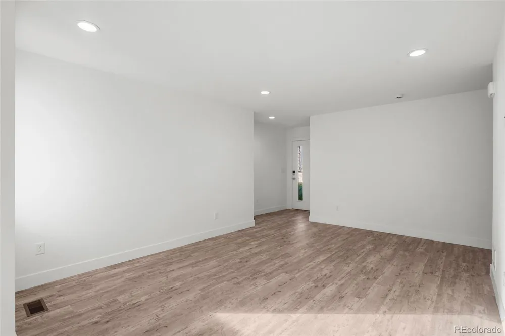 5282 Columbine Lane Denver, CO 80221