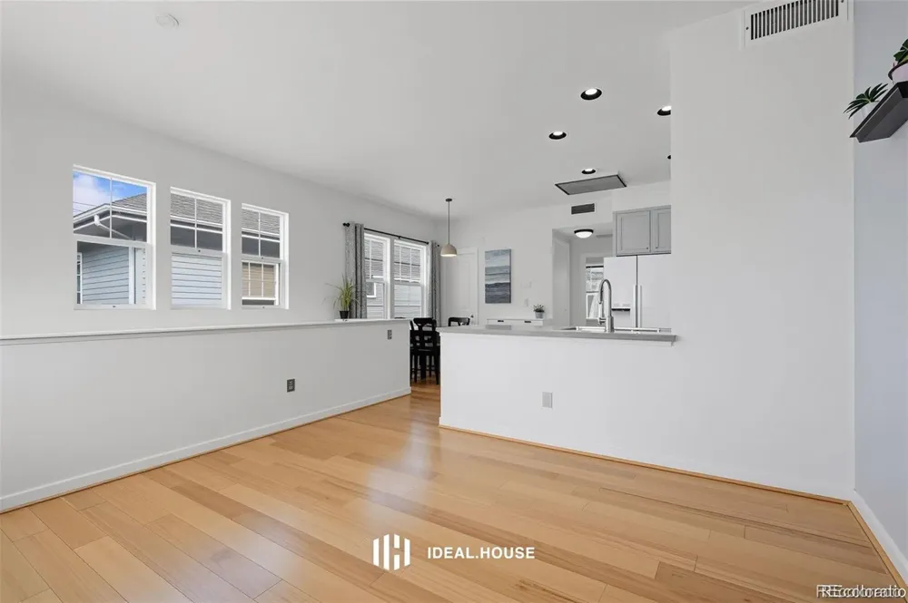 7454 E 28th Avenue #3 Denver, CO 80238
