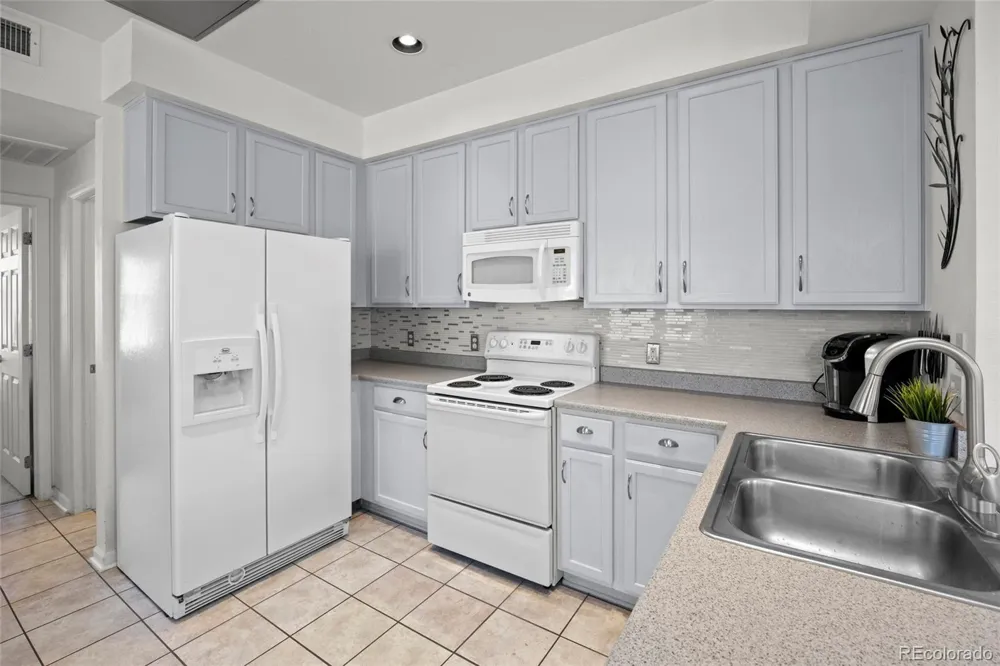 7454 E 28th Avenue #3 Denver, CO 80238