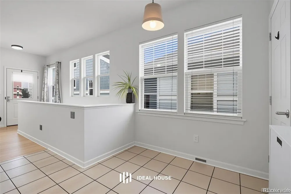 7454 E 28th Avenue #3 Denver, CO 80238