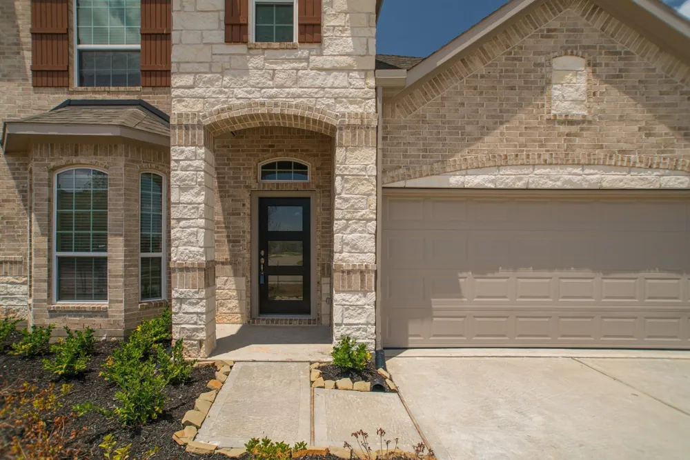 30014 Twisting Springs Drive Fulshear, TX 77423