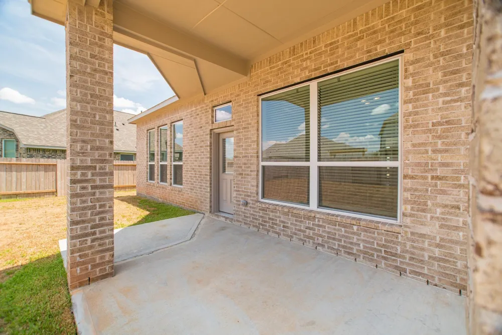 30014 Twisting Springs Drive Fulshear, TX 77423
