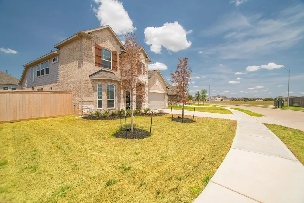 30014 Twisting Springs Drive Fulshear, TX 77423