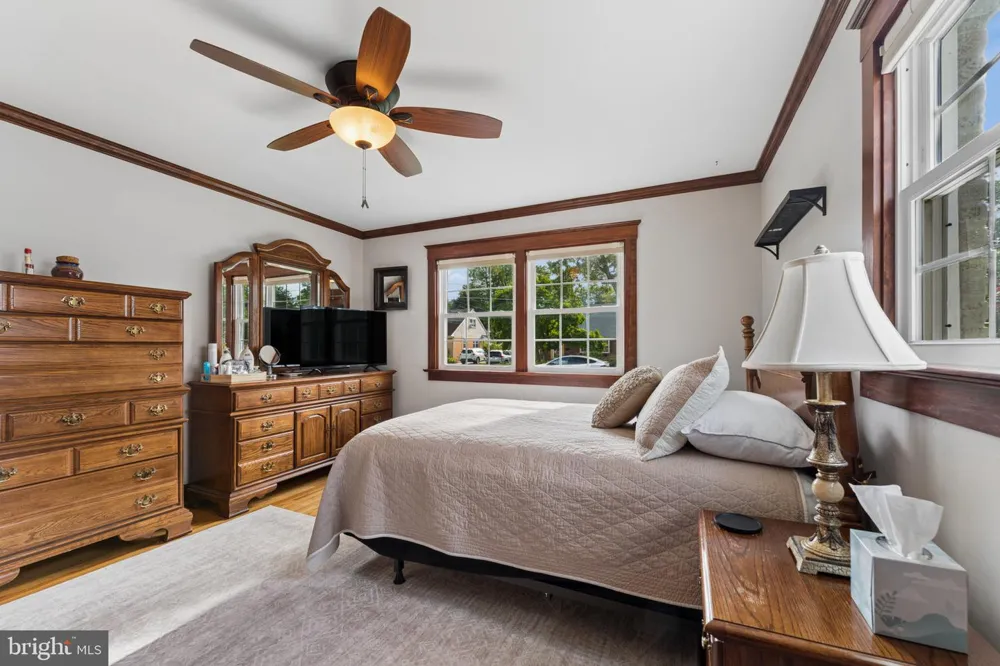 1013 OAKWOOD ROAD Haddonfield, NJ 08033
