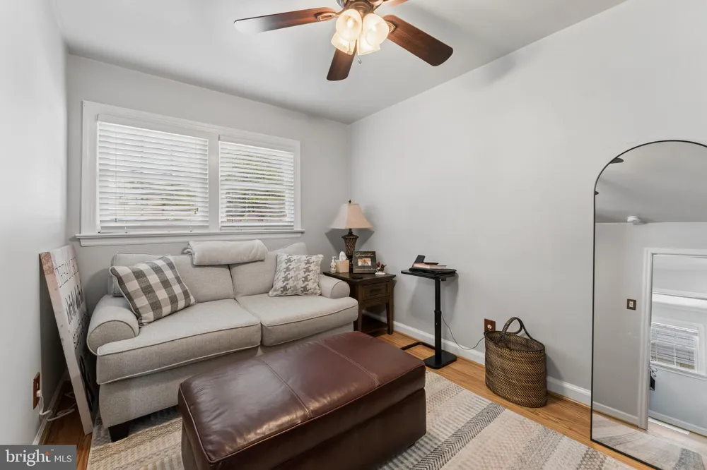 1013 OAKWOOD ROAD Haddonfield, NJ 08033