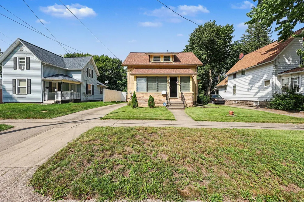 182 W Mansion Street W Jackson, MI 49203