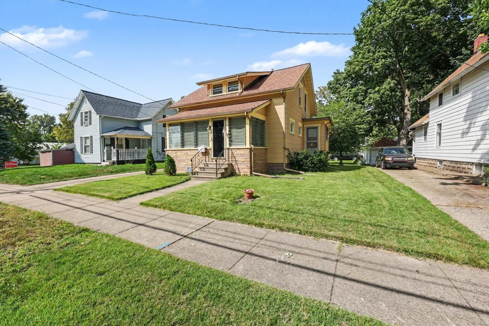 182 W Mansion Street W Jackson, MI 49203