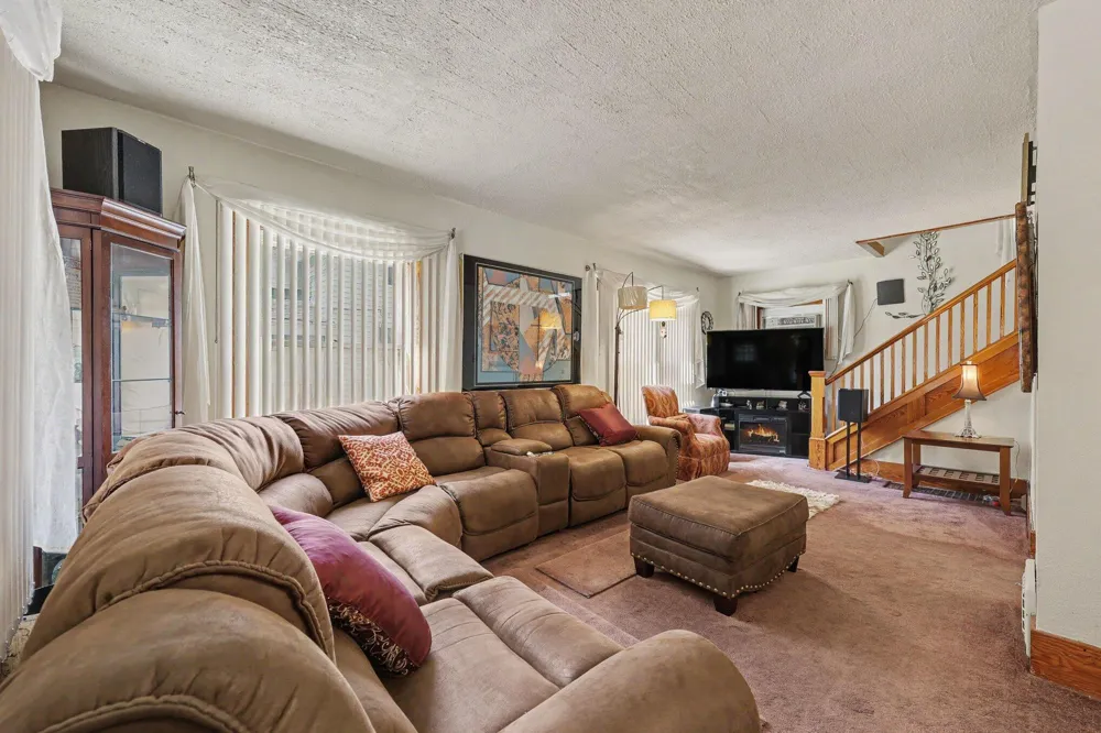 182 W Mansion Street W Jackson, MI 49203