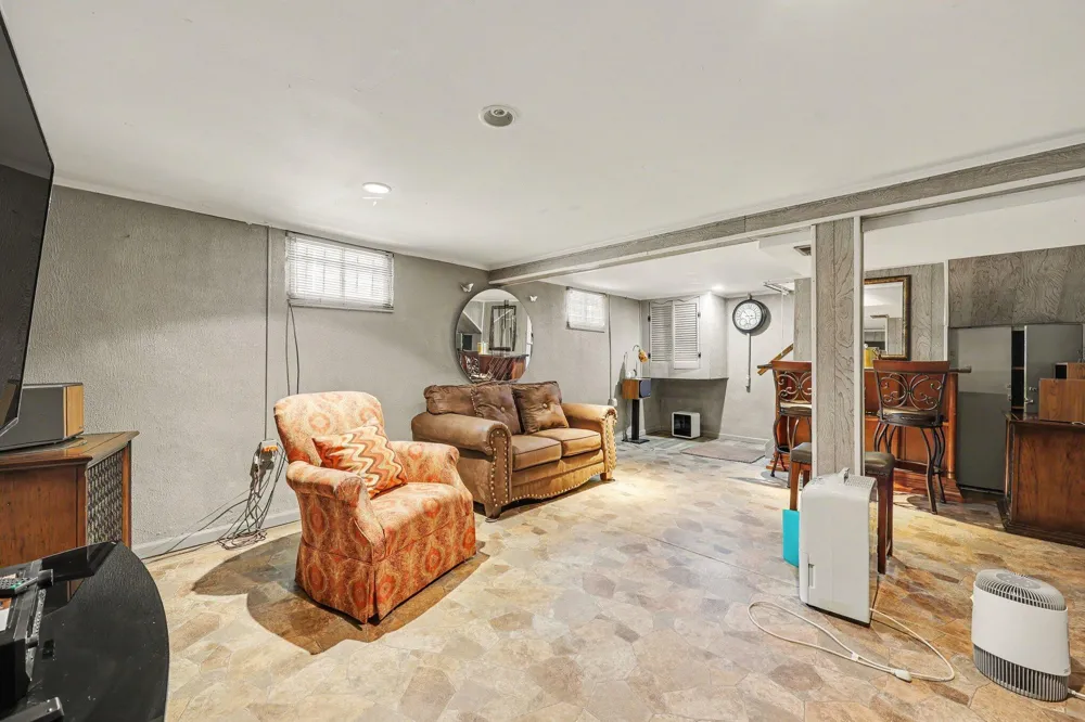 182 W Mansion Street W Jackson, MI 49203