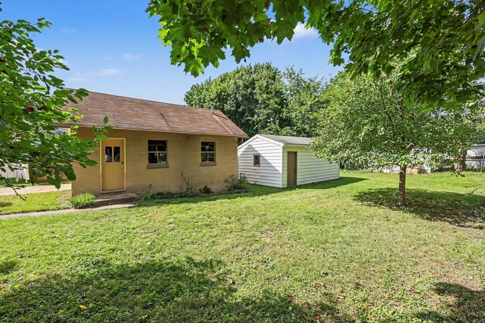 182 W Mansion Street W Jackson, MI 49203
