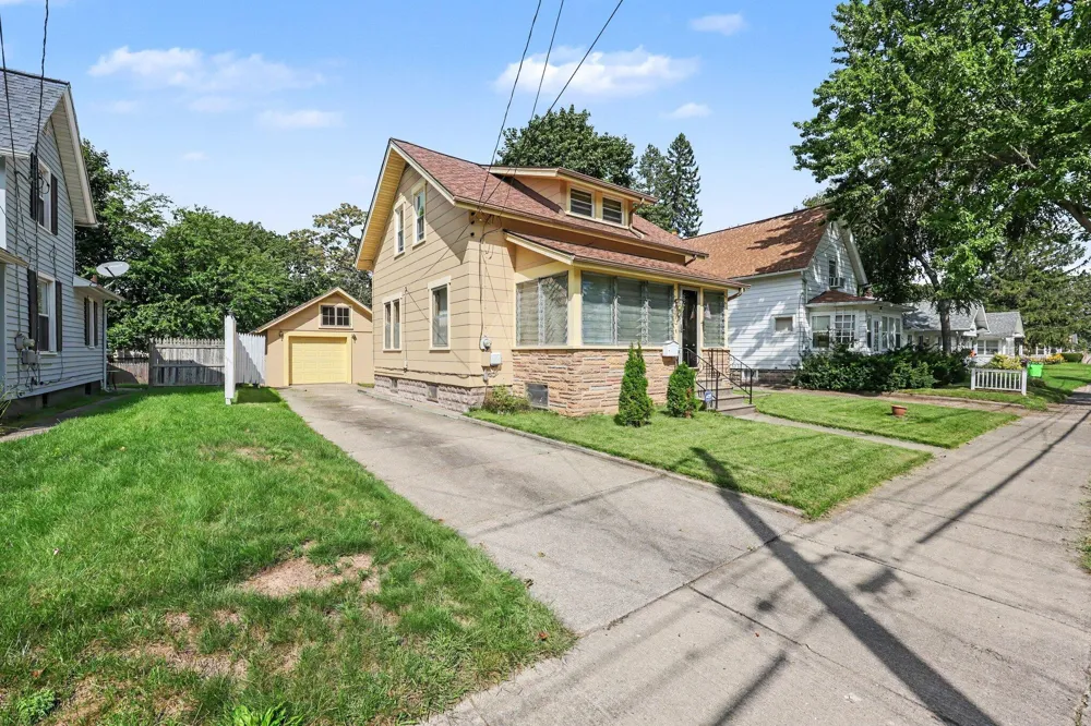 182 W Mansion Street W Jackson, MI 49203
