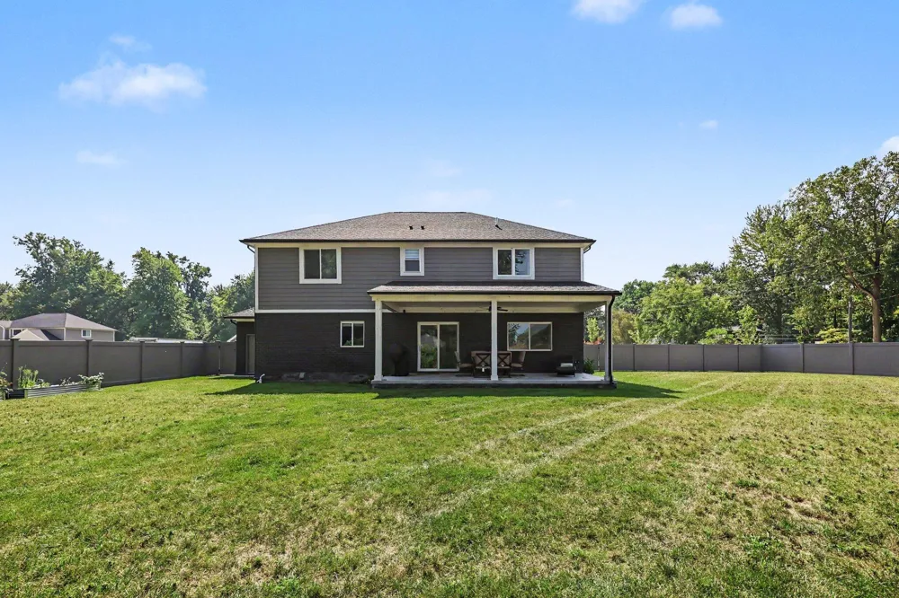 29101 Brooke Meadows Court #20 Chesterfield, MI 48047