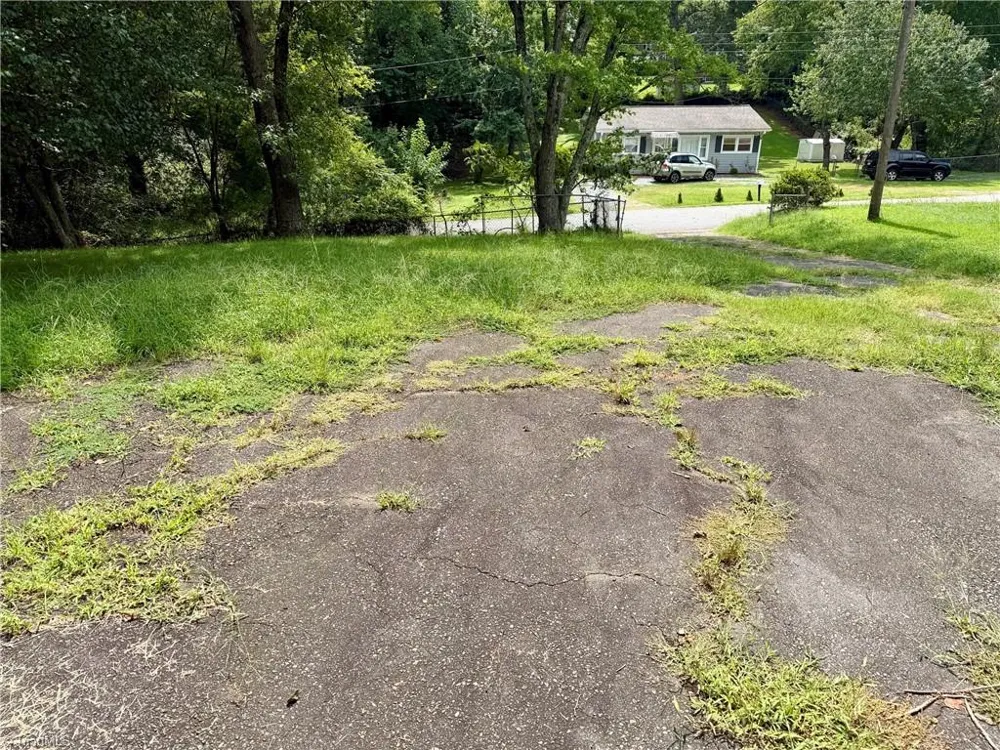 1146 Cook Street Winston-Salem, NC 27105