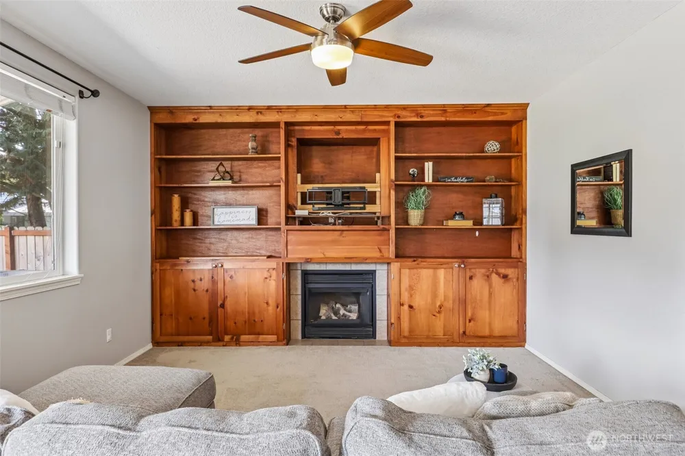 821 SE 11th Street Battle Ground, WA 98604