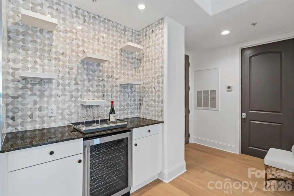 4625 Piedmont Row Drive #405 Charlotte, NC 28210