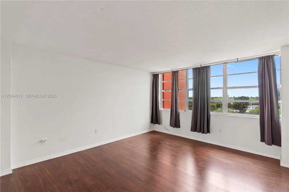 1301 NE Miami Gardens Dr #505W Miami, FL 33179