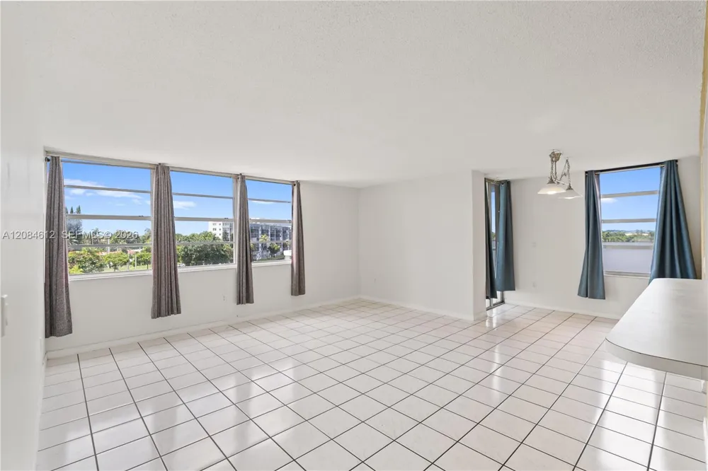 1301 NE Miami Gardens Dr #505W Miami, FL 33179
