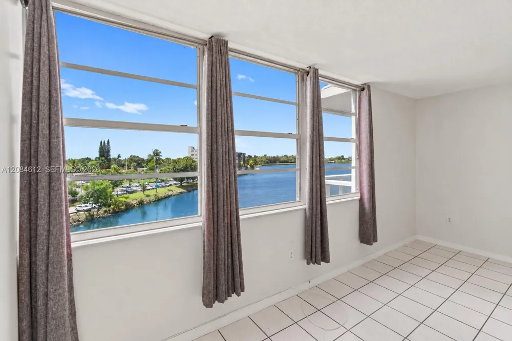 1301 NE Miami Gardens Dr #505W Miami, FL 33179