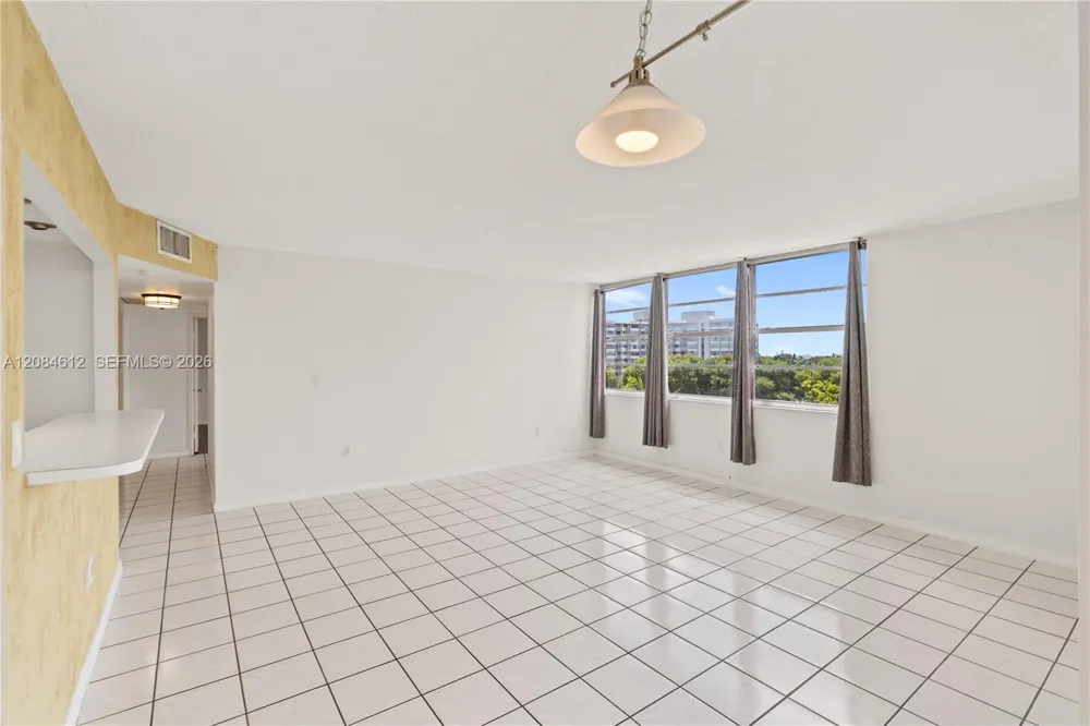 1301 NE Miami Gardens Dr #505W Miami, FL 33179