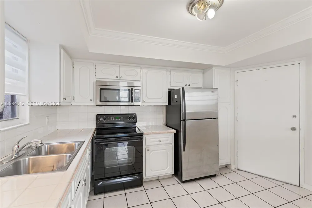1301 NE Miami Gardens Dr #505W Miami, FL 33179