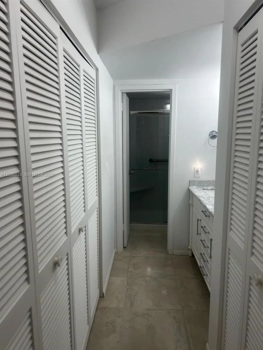 17800 Atlantic Blvd #204 Sunny Isles Beach, FL 33160