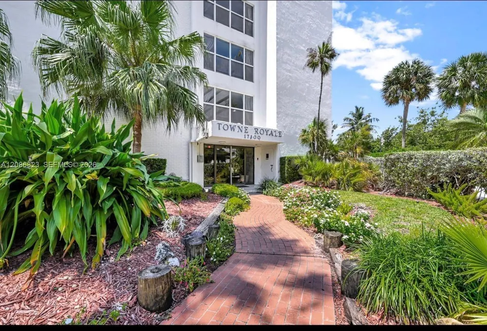 17800 Atlantic Blvd #204 Sunny Isles Beach, FL 33160