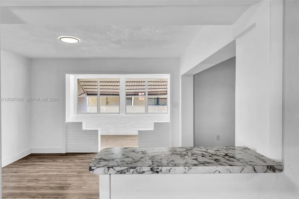 1824 NW 25th Ave Fort Lauderdale, FL 33311