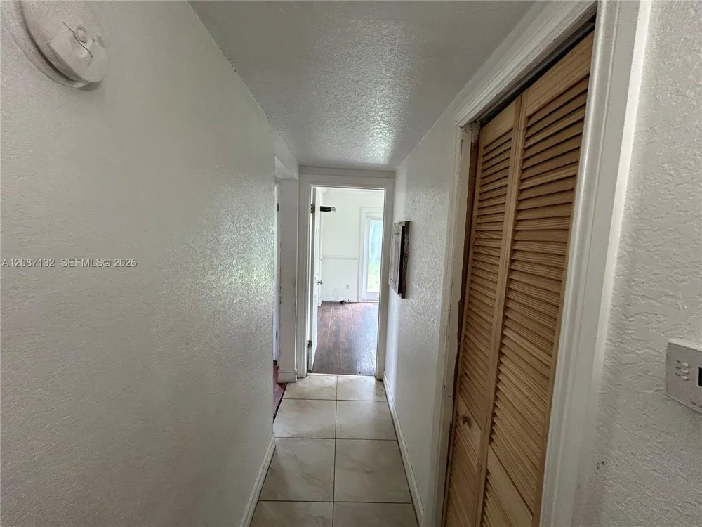 280 SW 8th St Deerfield Beach, FL 33441