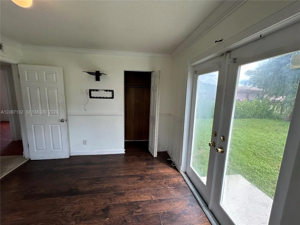 280 SW 8th St Deerfield Beach, FL 33441