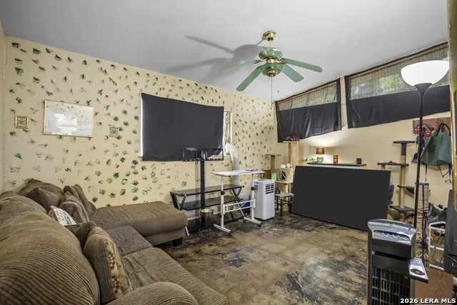 4311 Limpio San Antonio, TX 78233