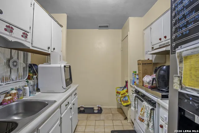 4311 Limpio San Antonio, TX 78233