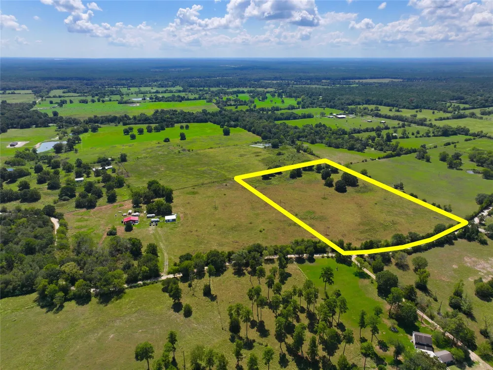 2085 CR 3620 Lovelady, TX 75851