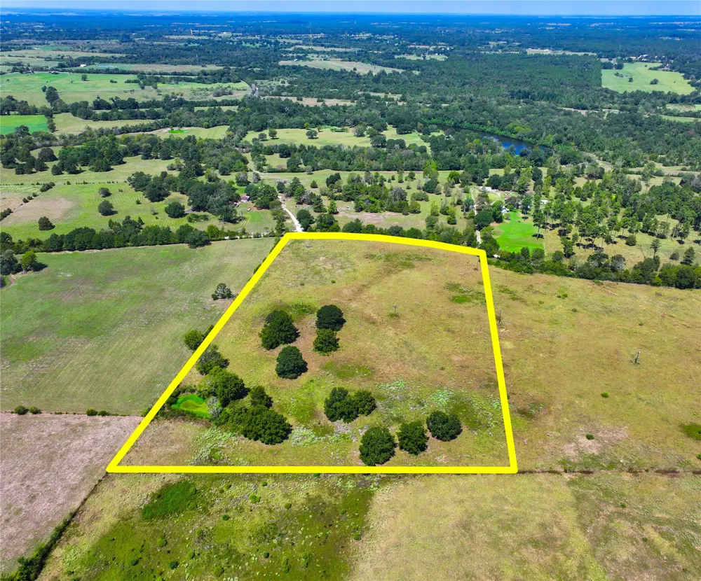 2085 CR 3620 Lovelady, TX 75851