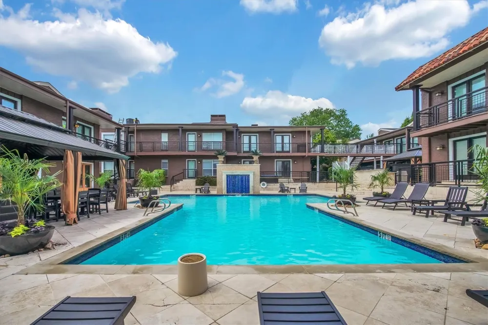 5926 Sandhurst Lane #224 Dallas, TX 75206