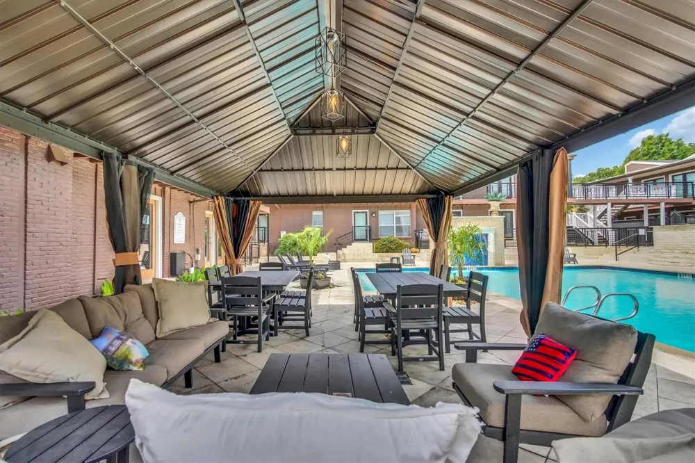 5926 Sandhurst Lane #224 Dallas, TX 75206