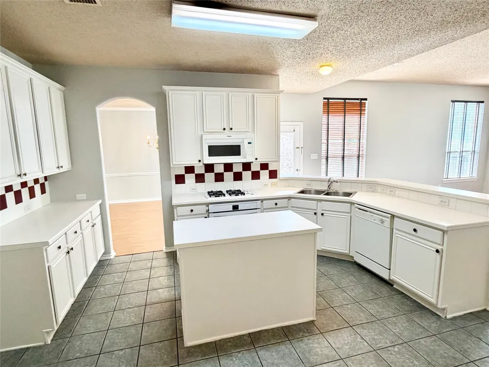 140 Fallkirk Drive Coppell, TX 75019