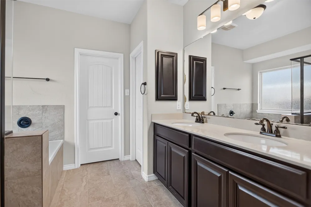 105 Zion Lane Forney, TX 75126