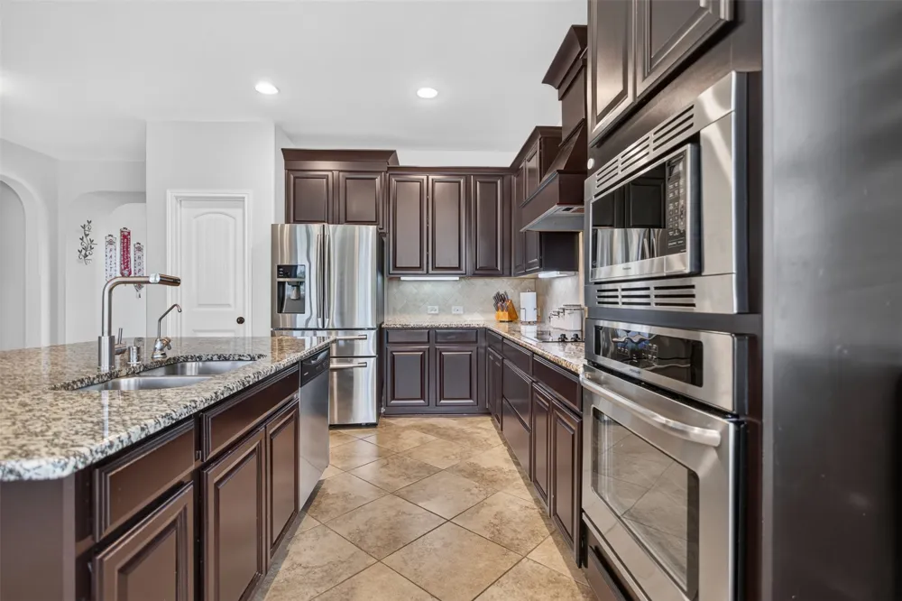105 Zion Lane Forney, TX 75126