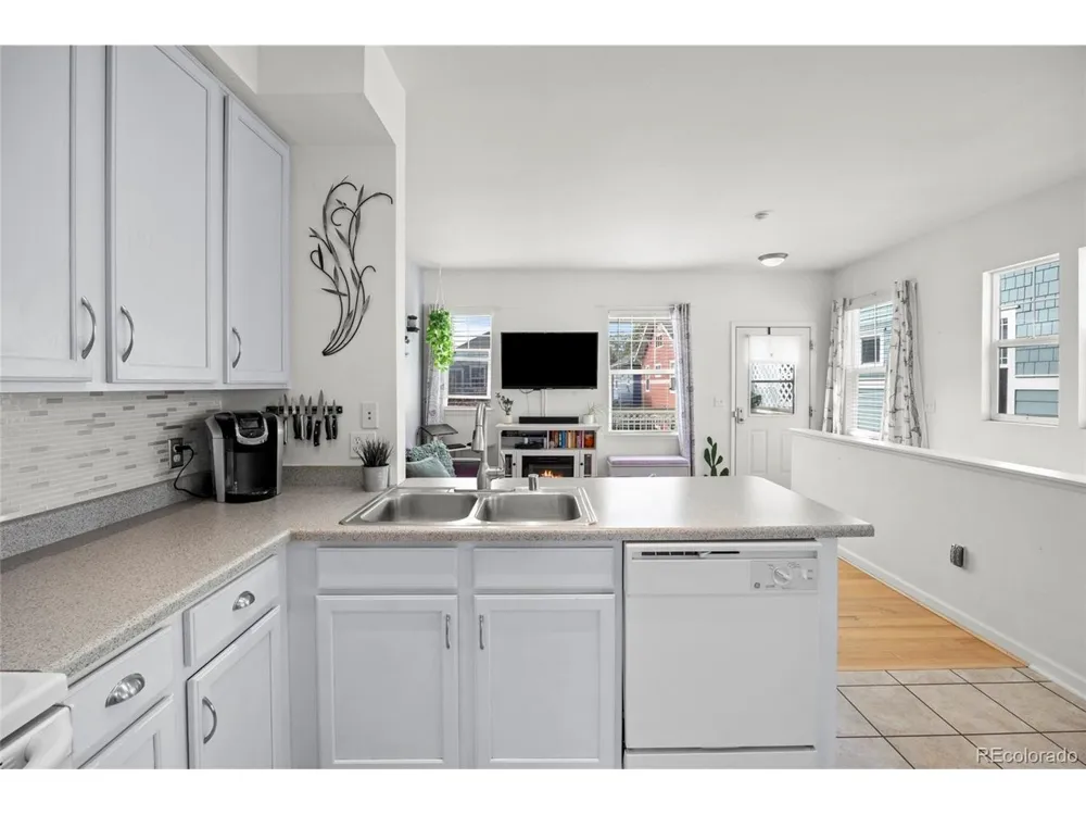 7454 E 28th Avenue #3 Denver, CO 80238
