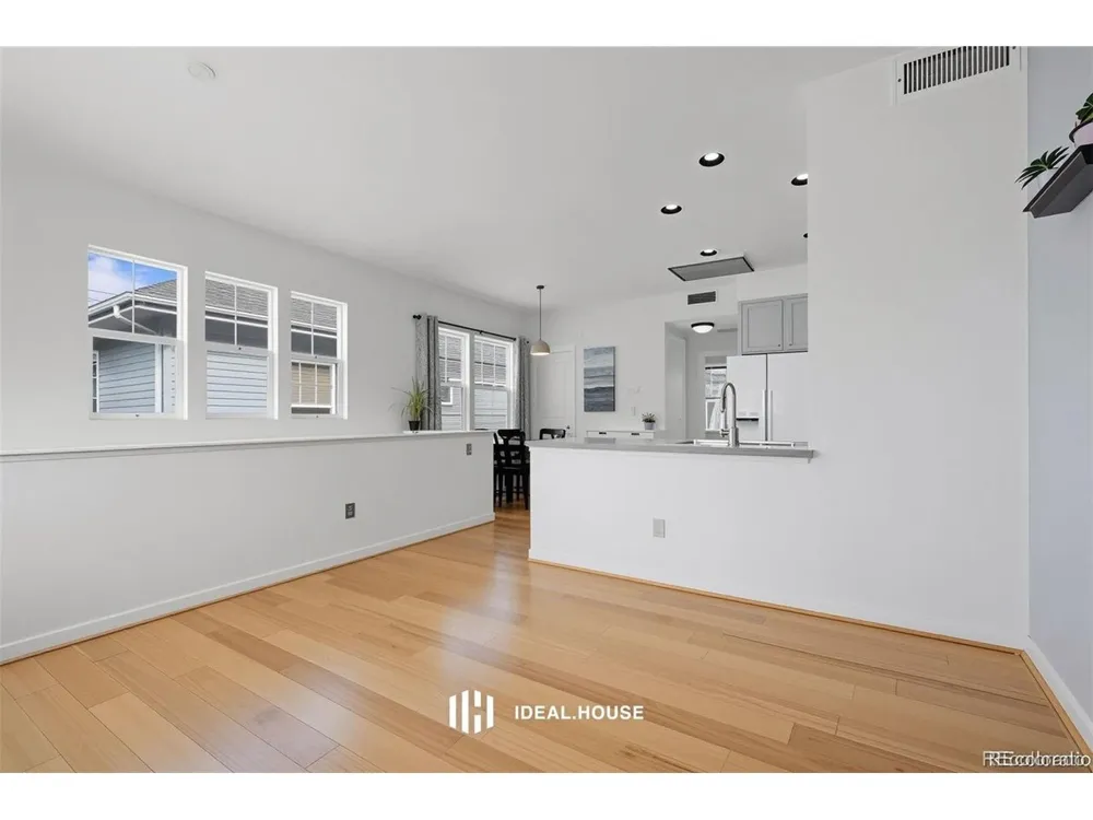 7454 E 28th Avenue #3 Denver, CO 80238