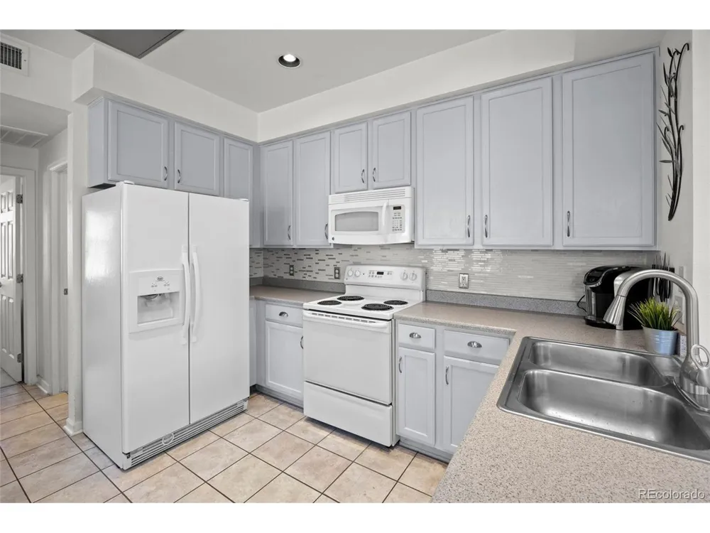 7454 E 28th Avenue #3 Denver, CO 80238