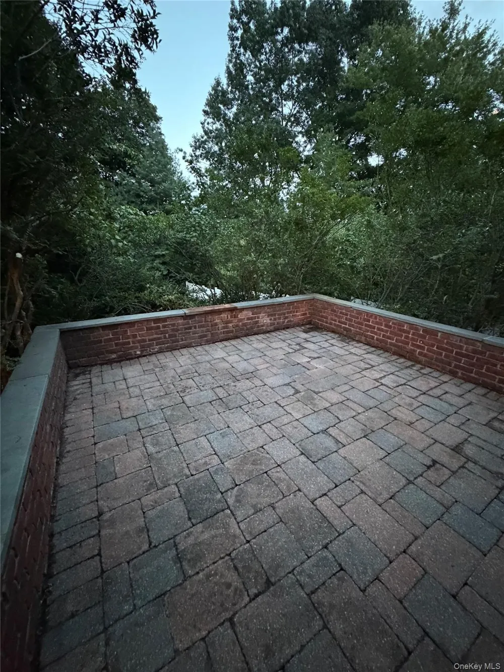 64 Morewood Oaks Port Washington, NY 11050