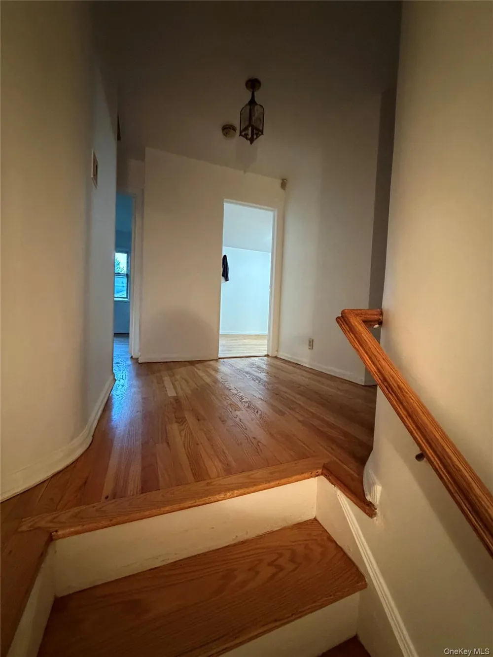 64 Morewood Oaks Port Washington, NY 11050