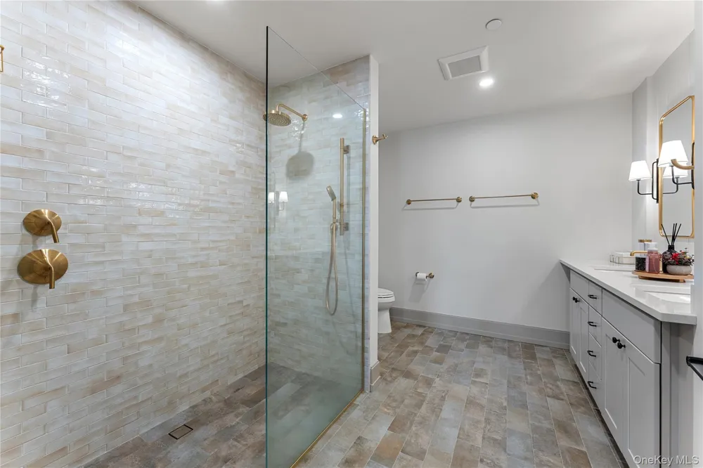 25 S Riverside Avenue #210 Croton-on-Hudson, NY 10520